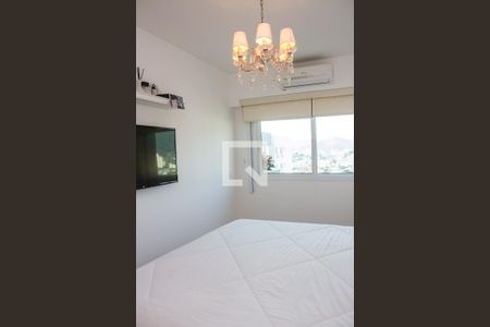 Apartamento à venda com 90m², 3 quartos e 1 vagaSuíte