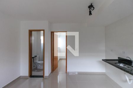 Sala/Cozinha de apartamento para alugar com 1 quarto, 31m² em Vila Prudente, São Paulo
