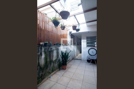 Casa à venda com 120m², 2 quartos e 1 vagaÁrea de Serviço