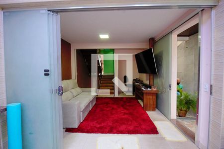 Casa de condomínio à venda com 140m², 3 quartos e 1 vagaSala 