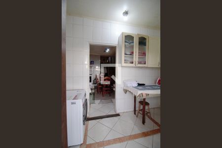 Casa de condomínio à venda com 140m², 3 quartos e 1 vagaÁrea de Serviço