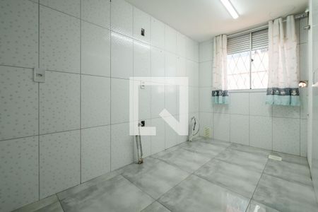 Cozinha e Área de Serviço de apartamento à venda com 2 quartos, 80m² em Vila Nova, Porto Alegre