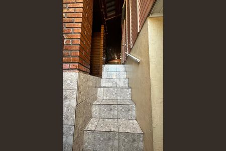 Casa à venda com 160m², 3 quartos e 1 vagaEscada