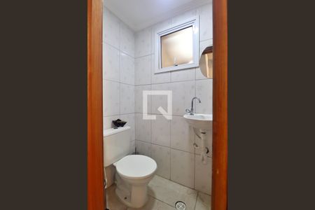 Casa à venda com 75m², 2 quartos e 2 vagasLavabo