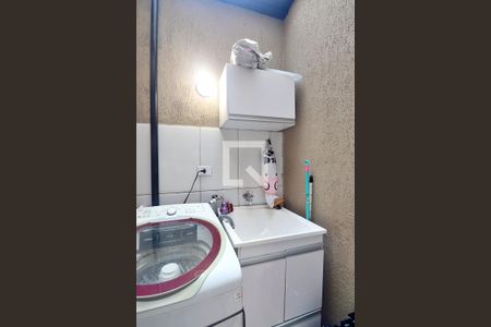 Casa à venda com 75m², 2 quartos e 2 vagasÁrea de Serviço