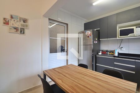 Casa à venda com 75m², 2 quartos e 2 vagasCozinha
