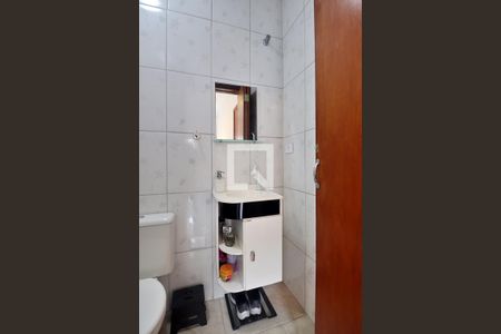 Casa à venda com 75m², 2 quartos e 2 vagasBanheiro do Quarto - Suíte 2