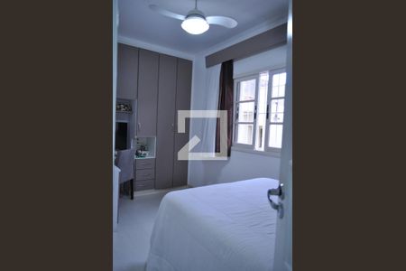 Casa à venda com 200m², 3 quartos e 2 vagasQuarto 2 - Armários