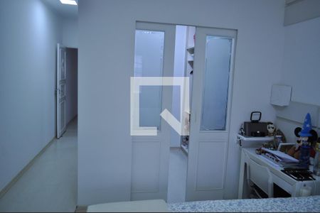 Casa à venda com 200m², 3 quartos e 2 vagasCloset da suíte