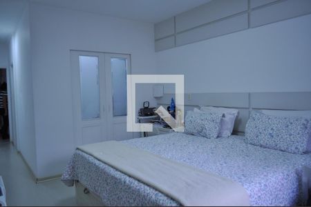 Quarto Suíte de casa à venda com 3 quartos, 200m² em Vila Mazzei, São Paulo