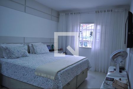 Quarto Suíte de casa à venda com 3 quartos, 200m² em Vila Mazzei, São Paulo