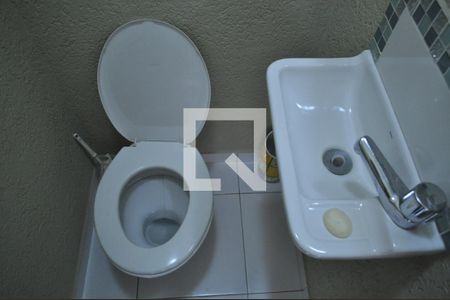 Casa à venda com 200m², 3 quartos e 2 vagasBanheiro de Serviço