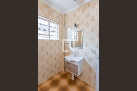 Casa para alugar com 157m², 3 quartos e 2 vagas Casa para alugar com 157m², 3 quartos e 2 vagasBanheiro social