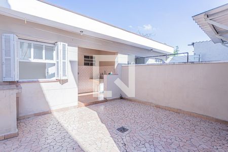 Casa para alugar com 157m², 3 quartos e 2 vagas Casa para alugar com 157m², 3 quartos e 2 vagasQuintal