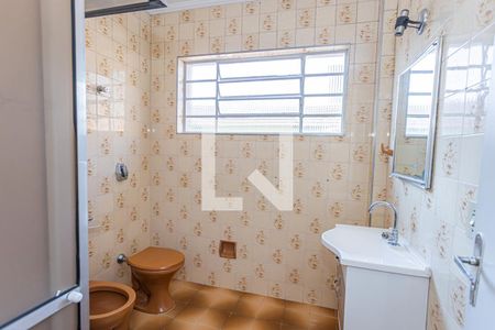 Casa para alugar com 157m², 3 quartos e 2 vagas Casa para alugar com 157m², 3 quartos e 2 vagasBanheiro social