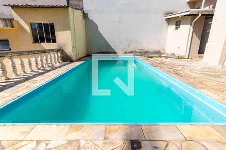 Casa para alugar com 670m², 6 quartos e 8 vagasPiscina