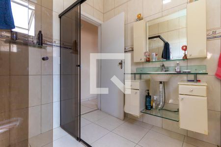 Casa para alugar com 670m², 6 quartos e 8 vagasBanheiro 2