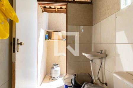 Casa para alugar com 670m², 6 quartos e 8 vagasBanheiro Externo