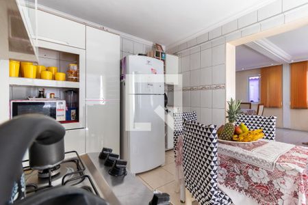 Casa para alugar com 670m², 6 quartos e 8 vagasCozinha