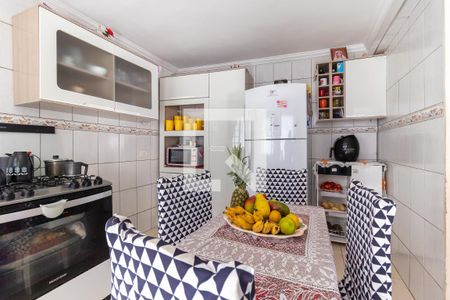 Casa para alugar com 670m², 6 quartos e 8 vagasCozinha