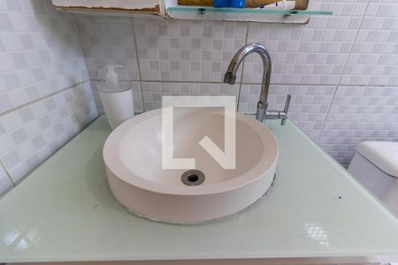 Casa para alugar com 670m², 6 quartos e 8 vagasEdícula - Banheiro