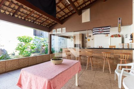 Casa para alugar com 670m², 6 quartos e 8 vagasÁrea Gourmet