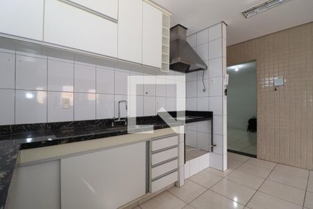 Apartamento para alugar com 90m², 3 quartos e 1 vagaCozinha e Área de Serviço