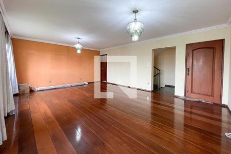 Sala de casa à venda com 4 quartos, 240m² em Vila Anglo Brasileira, São Paulo
