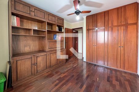 Casa à venda com 240m², 4 quartos e 4 vagasQuarto 2