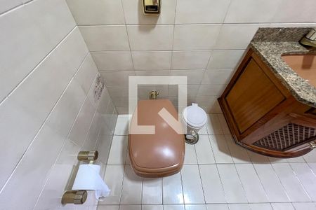 Casa à venda com 240m², 4 quartos e 4 vagasLavabo