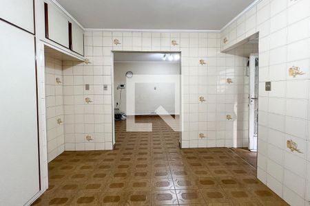 Casa à venda com 240m², 4 quartos e 4 vagasCozinha