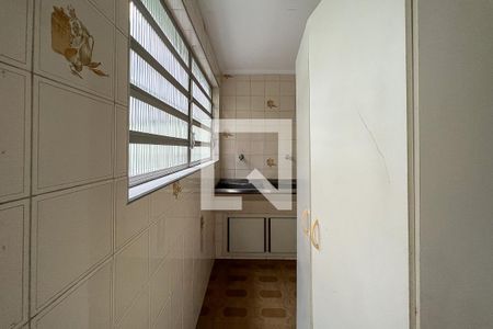 Casa à venda com 240m², 4 quartos e 4 vagasÁrea de Serviço