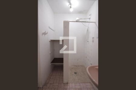 Casa à venda com 280m², 3 quartos e 2 vagasBanheiro