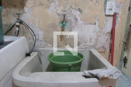 Casa à venda com 280m², 3 quartos e 2 vagasÁrea de serviço