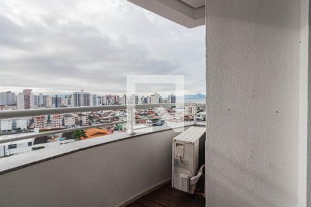 Varanda de apartamento para alugar com 2 quartos, 64m² em Roçado, São José