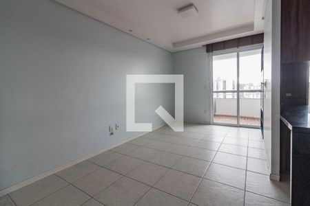 Sala de apartamento para alugar com 2 quartos, 64m² em Roçado, São José