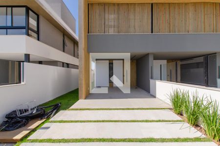 Casa para alugar com 145m², 3 quartos e 1 vaga Casa para alugar com 145m², 3 quartos e 1 vagaGaragem