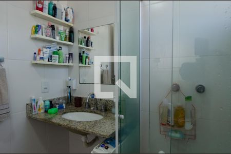 Apartamento à venda com 100m², 3 quartos e 2 vagas Apartamento à venda com 100m², 3 quartos e 2 vagasBanheiro