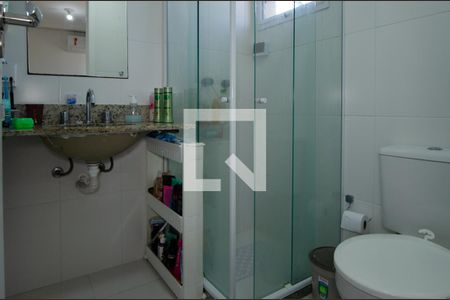 Apartamento à venda com 100m², 3 quartos e 2 vagas Apartamento à venda com 100m², 3 quartos e 2 vagasBanheiro