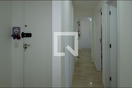 Apartamento à venda com 100m², 3 quartos e 2 vagas Apartamento à venda com 100m², 3 quartos e 2 vagasCorredor