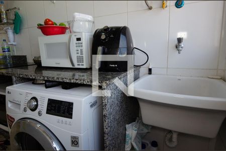 Apartamento à venda com 100m², 3 quartos e 2 vagas Apartamento à venda com 100m², 3 quartos e 2 vagasÁrea de Serviço