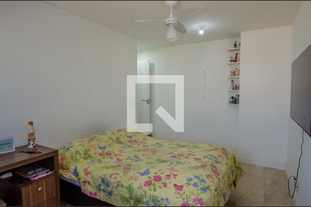 Apartamento à venda com 100m², 3 quartos e 2 vagas Apartamento à venda com 100m², 3 quartos e 2 vagasQuarto