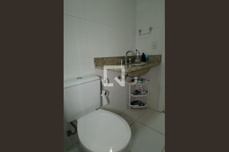 Apartamento à venda com 100m², 3 quartos e 2 vagas Apartamento à venda com 100m², 3 quartos e 2 vagasBanheiro