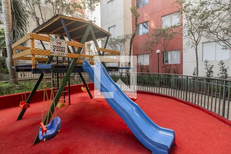 Apartamento à venda com 42m², 2 quartos e sem vagaÁrea comum