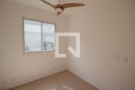 Quarto 1 de apartamento para alugar com 2 quartos, 42m² em Bonsucesso, Rio de Janeiro