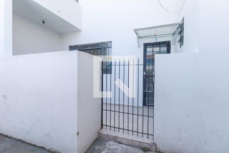 Casa de condomínio para alugar com 50m², 2 quartos e 1 vaga Casa de condomínio para alugar com 50m², 2 quartos e 1 vagaFachada