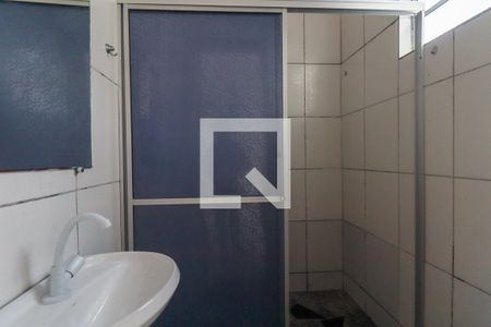 Casa de condomínio para alugar com 50m², 2 quartos e 1 vaga Casa de condomínio para alugar com 50m², 2 quartos e 1 vagaBanheiro Social