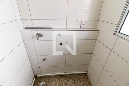 Área de Serviço de apartamento para alugar com 2 quartos, 48m² em Parque Assuncao, Taboão da Serra