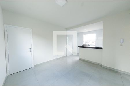 Sala de apartamento para alugar com 2 quartos, 60m² em Incofindência, Belo Horizonte
