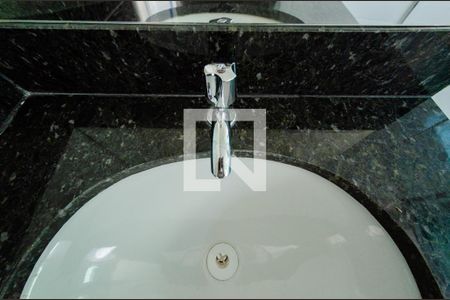 Apartamento à venda com 60m², 2 quartos e 1 vaga Apartamento à venda com 60m², 2 quartos e 1 vagaBanheiro suíte